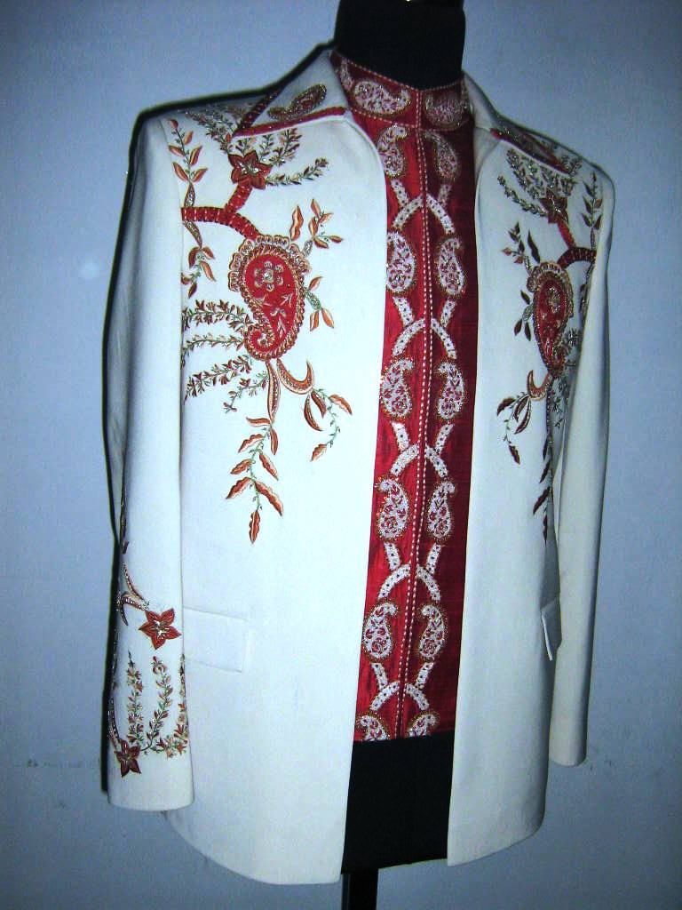 Traditional wear example 4